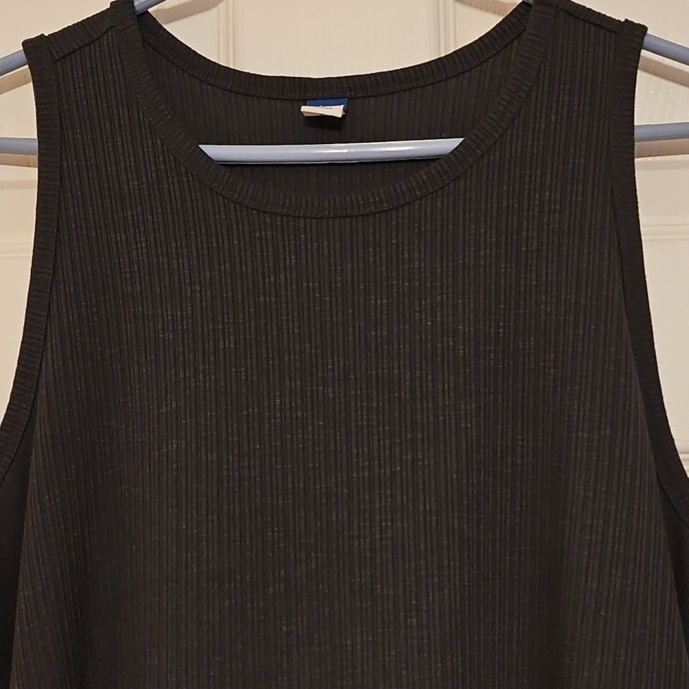 Old Navy Luxe Sleeveless Women's Ribbed Tank Top
